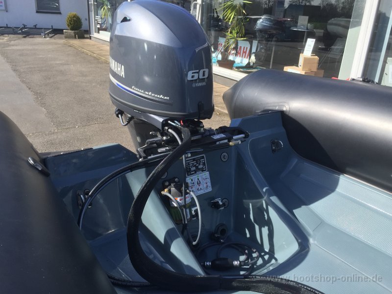 Bombard Explorer 550 DB 2017